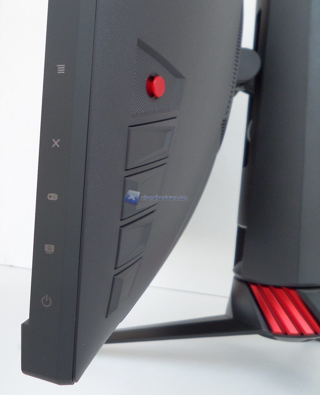 ASUS ROG XG27VQ 16